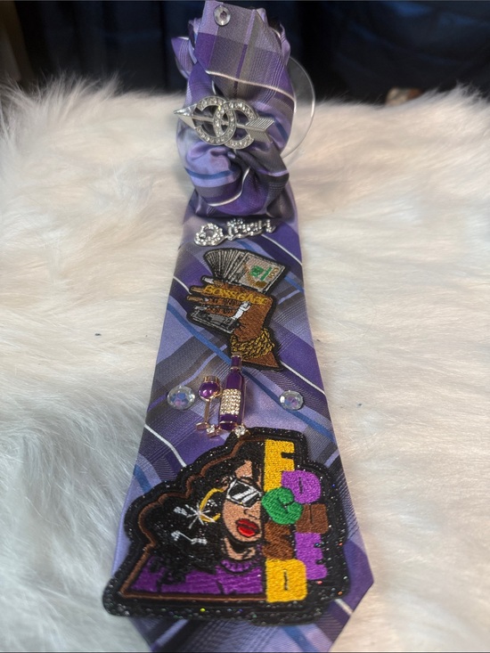 Other - Purple Novelty Junk Tie with Embroidered Appliqués